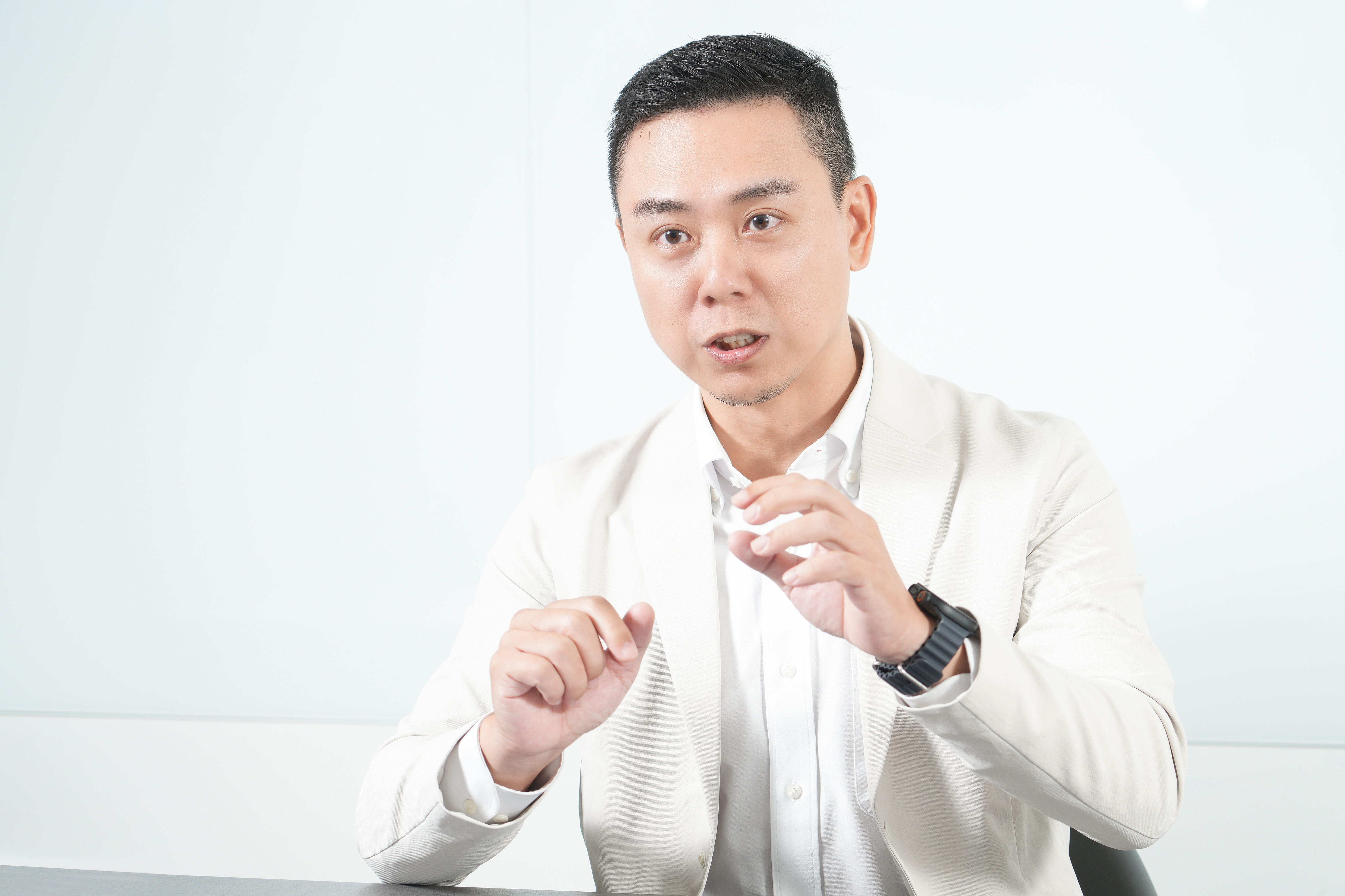 左起,方睿科技執行長吳健宇、希睿創新置業總經理蔡焦緯(圖/ 數位時代)